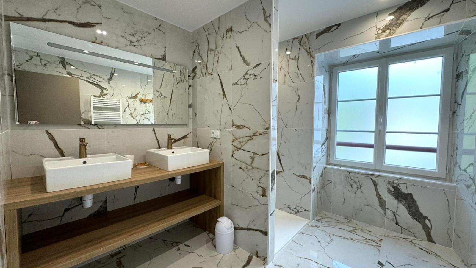 Maison Laurentzenia แซงต์-ฌอง-ปี-เดอ-ปอร์ ภายนอก รูปภาพ